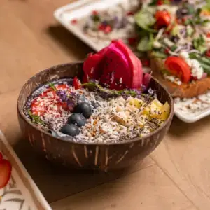 SOMA Wuppertal – Açaí-Bowl mit frischen Früchten